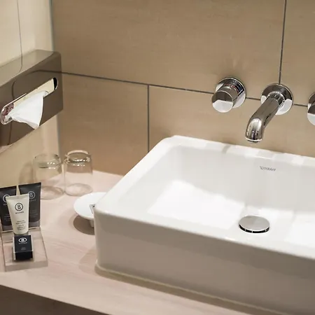 Aspria Maschsee Sport & Hotel Hanower