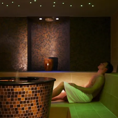 Hotel Aspria Maschsee Sport & 4*