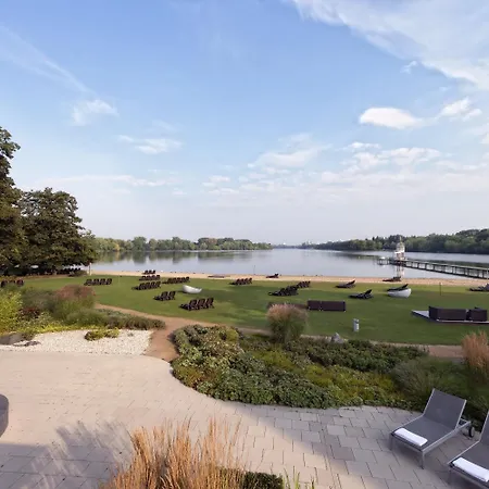 Aspria Maschsee Sport & Hotel 4*