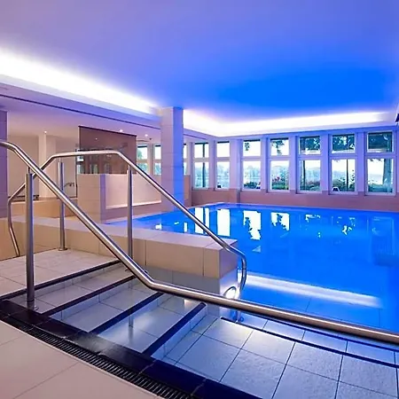 Aspria Maschsee Sport & Hotel 4*