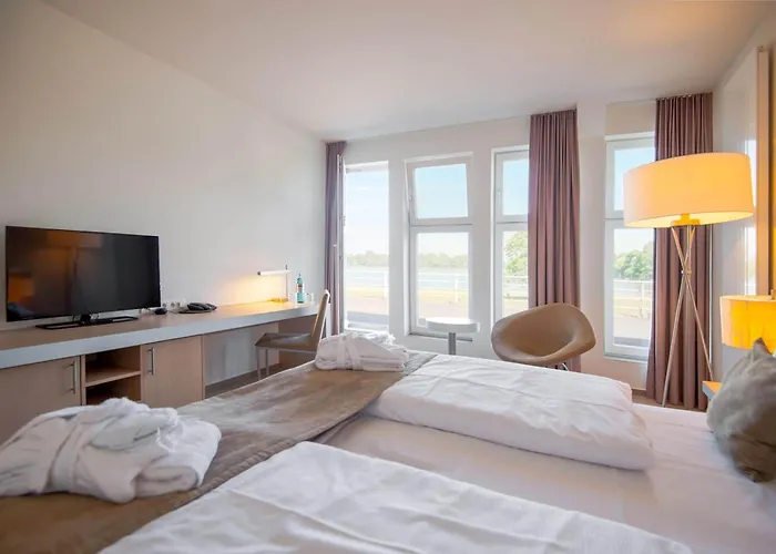 Aspria Maschsee Sport & Hotel 4*